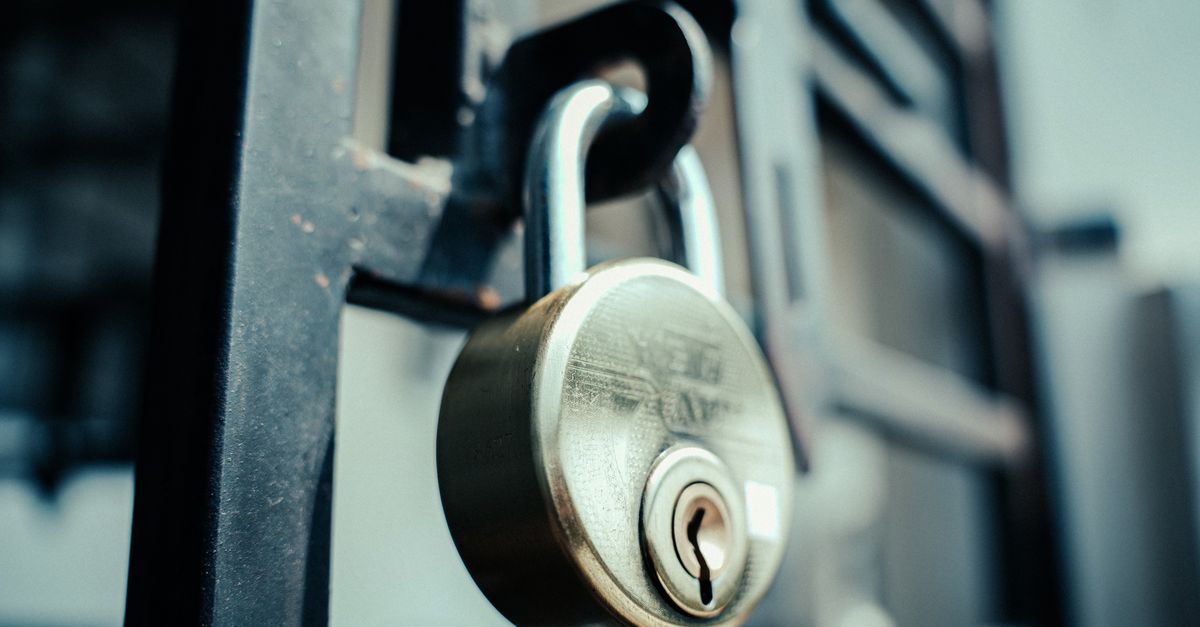 locksmith service technician — Surf City Locksmiths